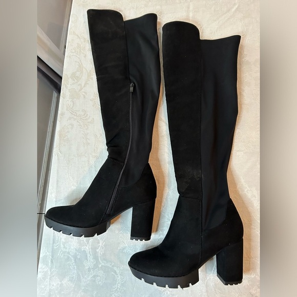 Ridge-28 thigh high boots, has inside‎ zipper, size 7.5. - Picture 1 of 6
